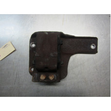 01D107 Left Motor Mount From 2002 FORD EXPEDITION  5.4